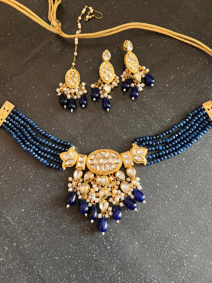 Classic Kundan Choker with Earrings and Maangtikka