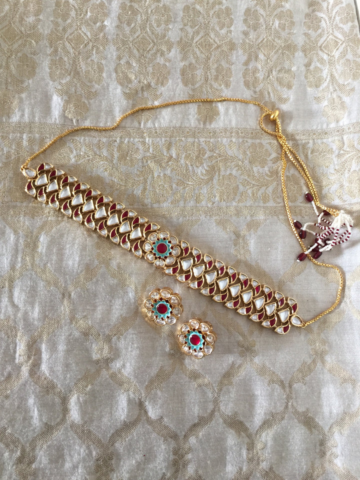 Gorgeous Polki Kundan Choker with Studs