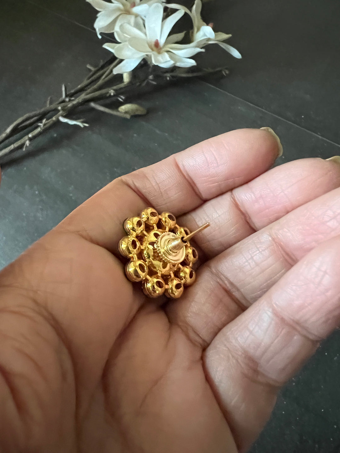 Beautiful Multilayered Pearls and Kundan Necklace with Studs