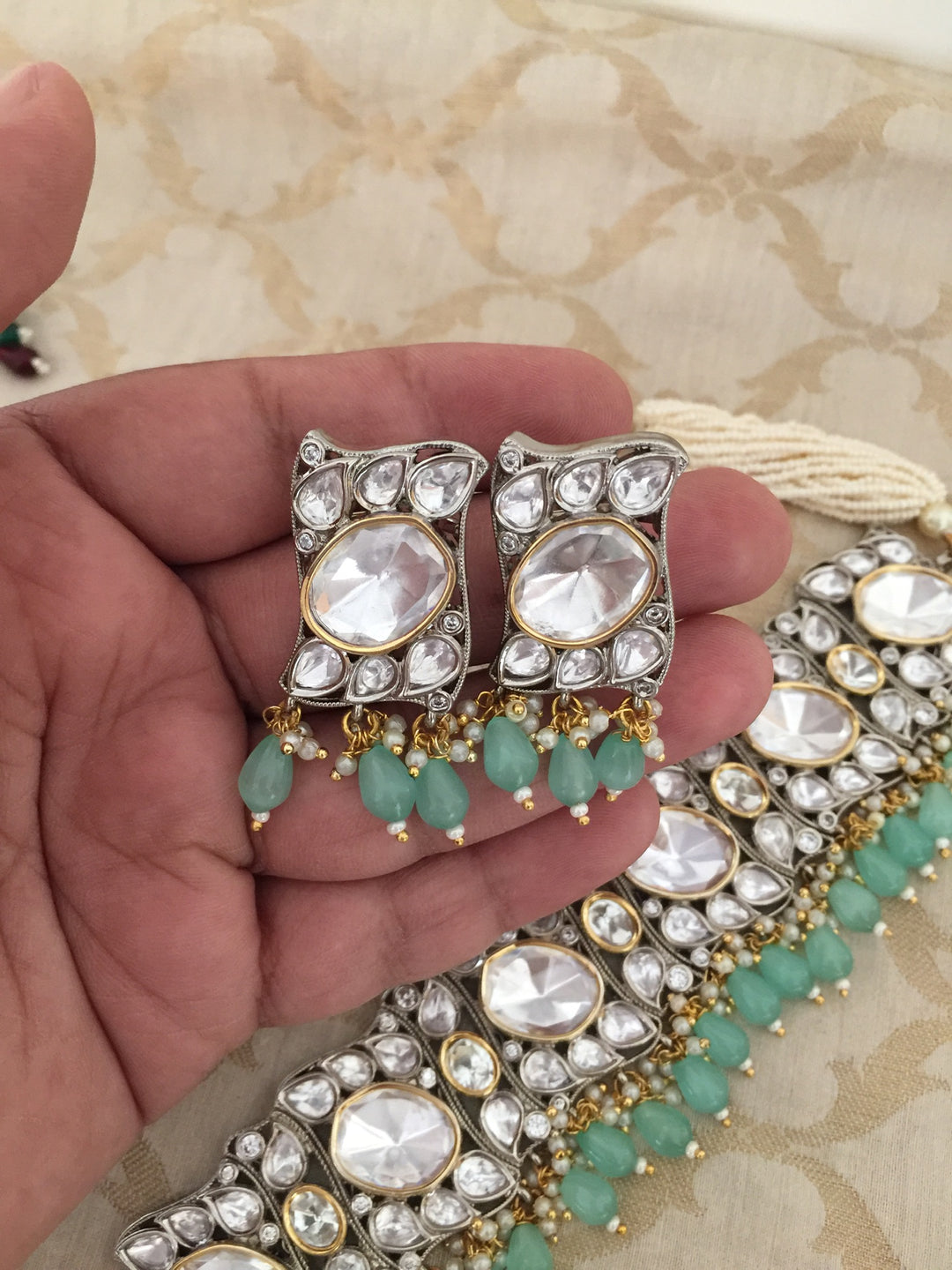 High Quality Kundan Choker with Statement Stud Earrings