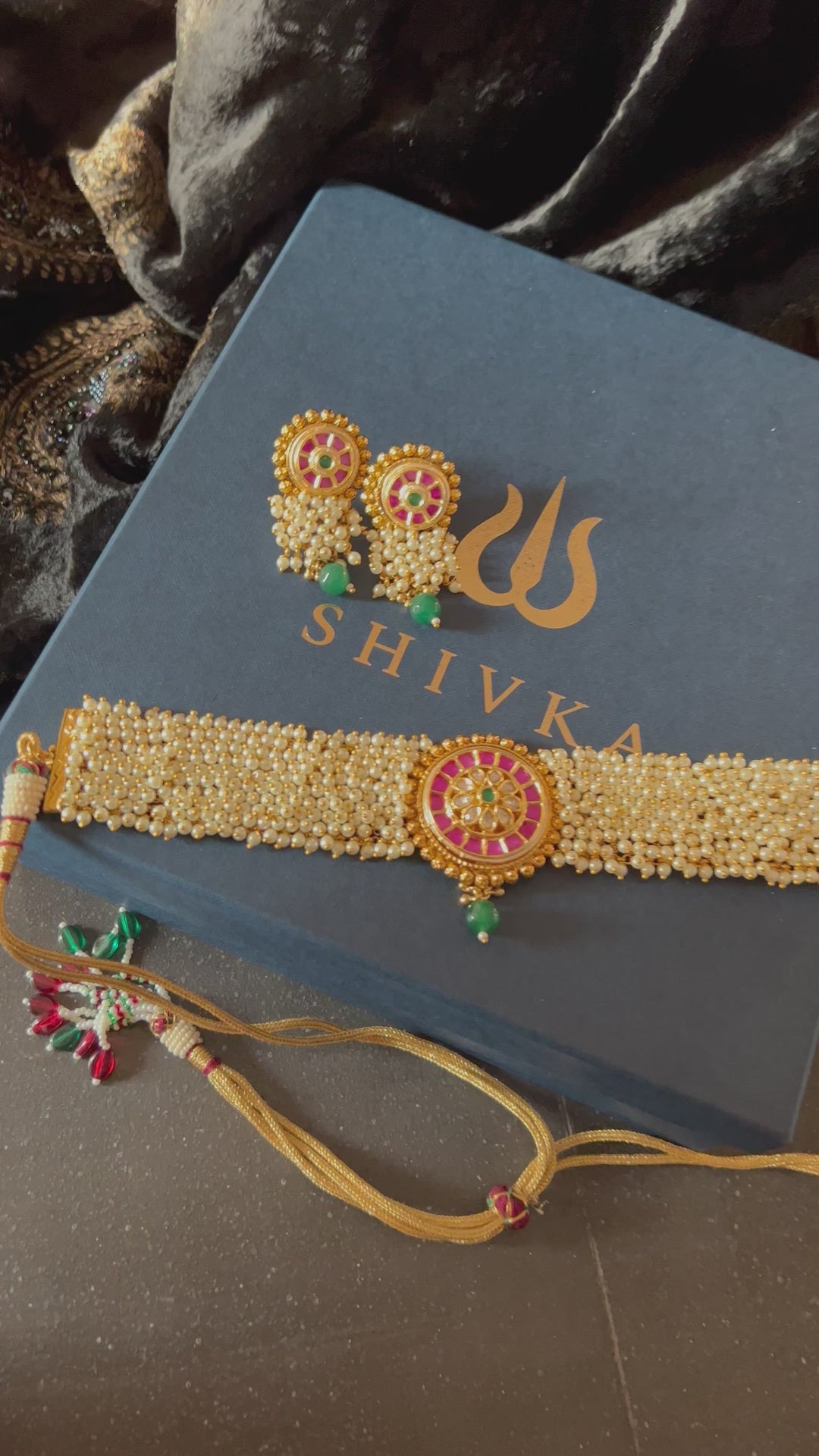 Statement Kundan and Pearl Choker with Earrings