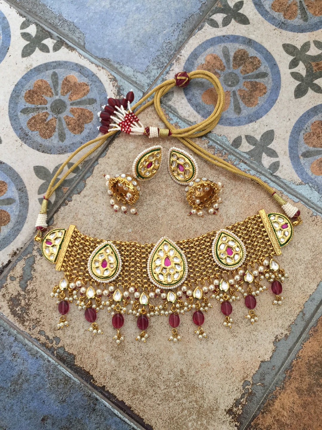 Elegant Kundan Choker with Jhumka Earrings
