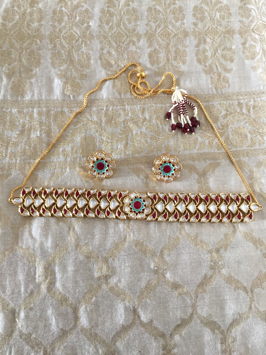 Gorgeous Polki Kundan Choker with Studs