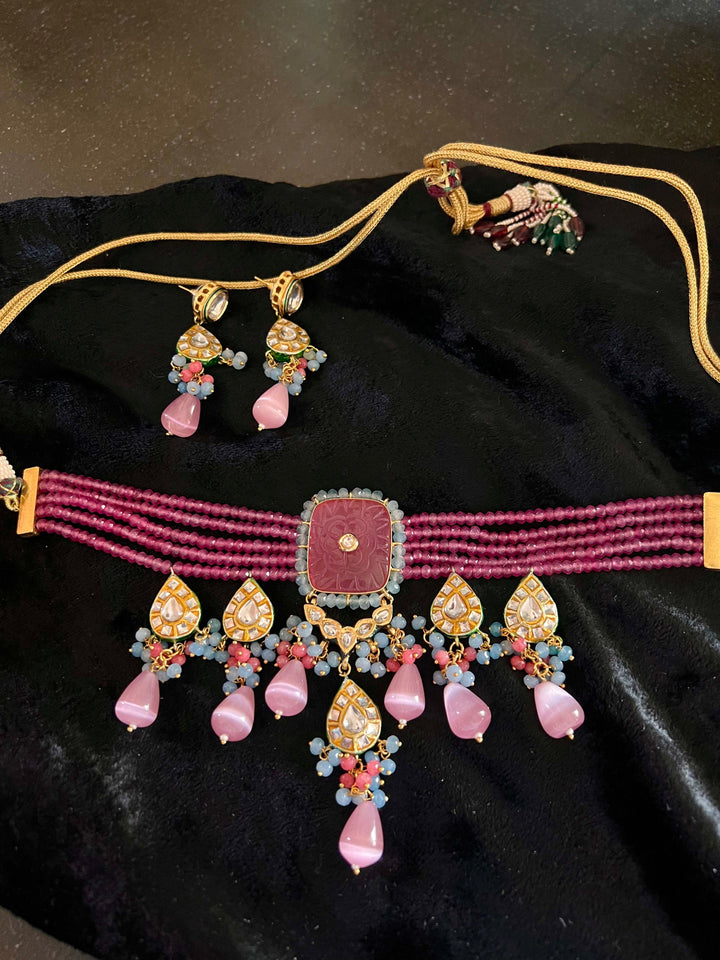 Stunning Kundan Choker with Earrings - SHIVKA