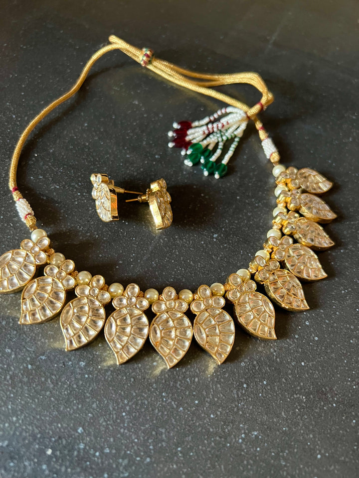 Pachi Kundan Wedding Collar Necklace with Studs