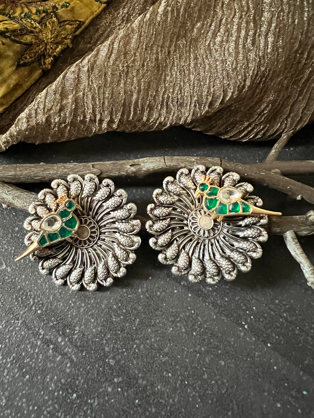 Elegant Fusion Studs