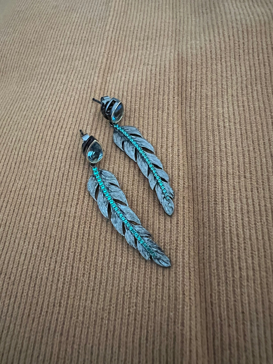 Minimalist 925 Silver Amethyst Leaf Earrings