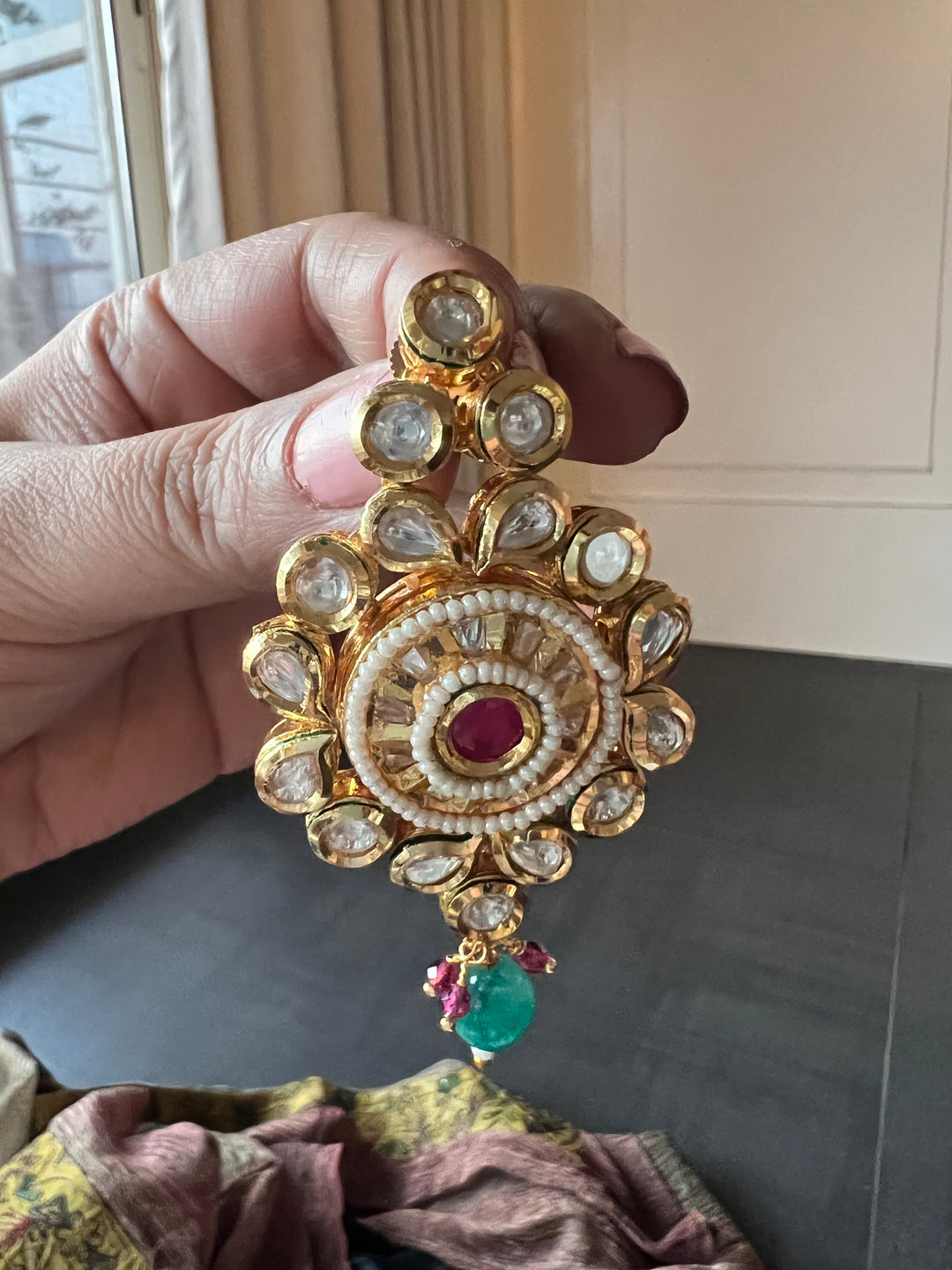 Elegant Kundan Choker with Earrings and Maangtikka