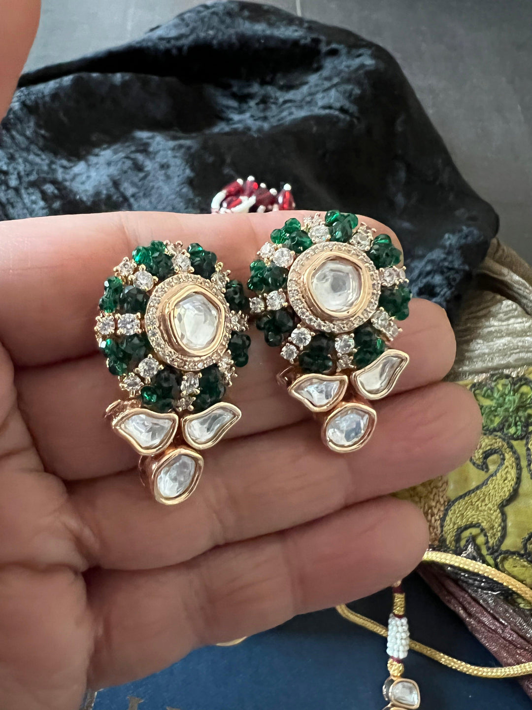 Timeless Kundan Necklace with Statement Earrings - SHIVKA