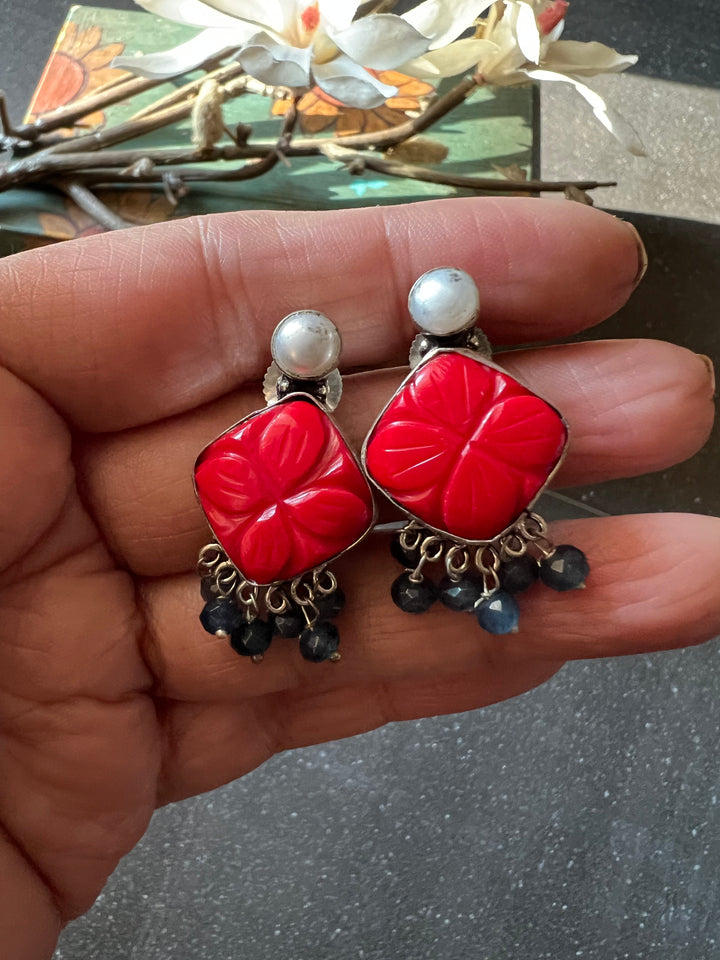 Beautiful Stone Choker with Stud Earrings