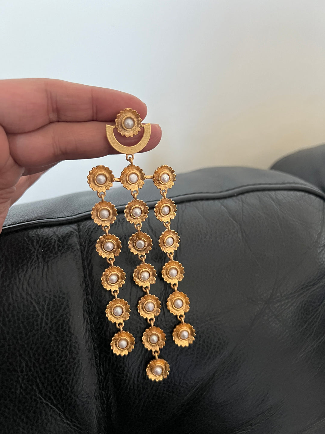 Statement Pearl Flowers Earrings