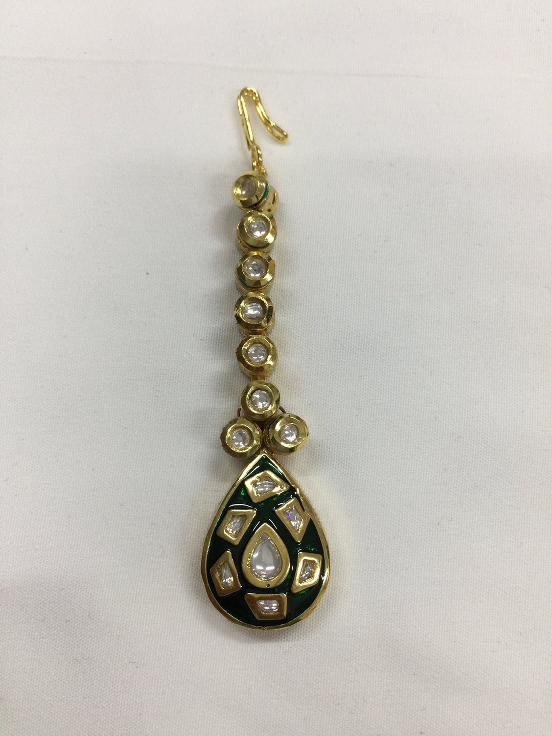 Beautiful Bridal Kundan Maangtikka