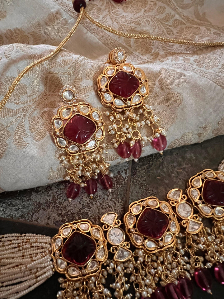 Gorgeous Carved Stone Kundan Choker with Earrings - SHIVKA