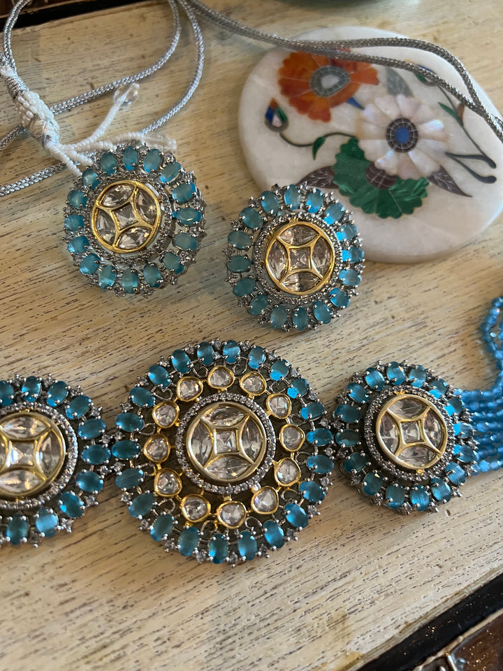 Victorian Kundan Choker Necklace with Earrings