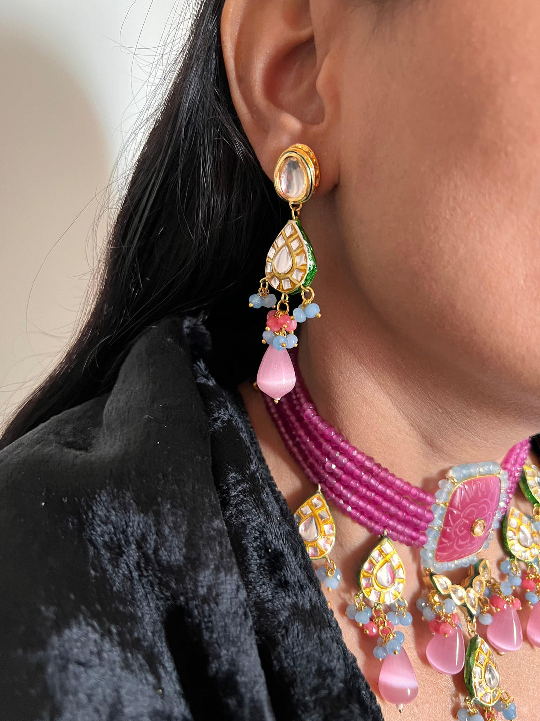 Stunning Kundan Choker with Earrings - SHIVKA