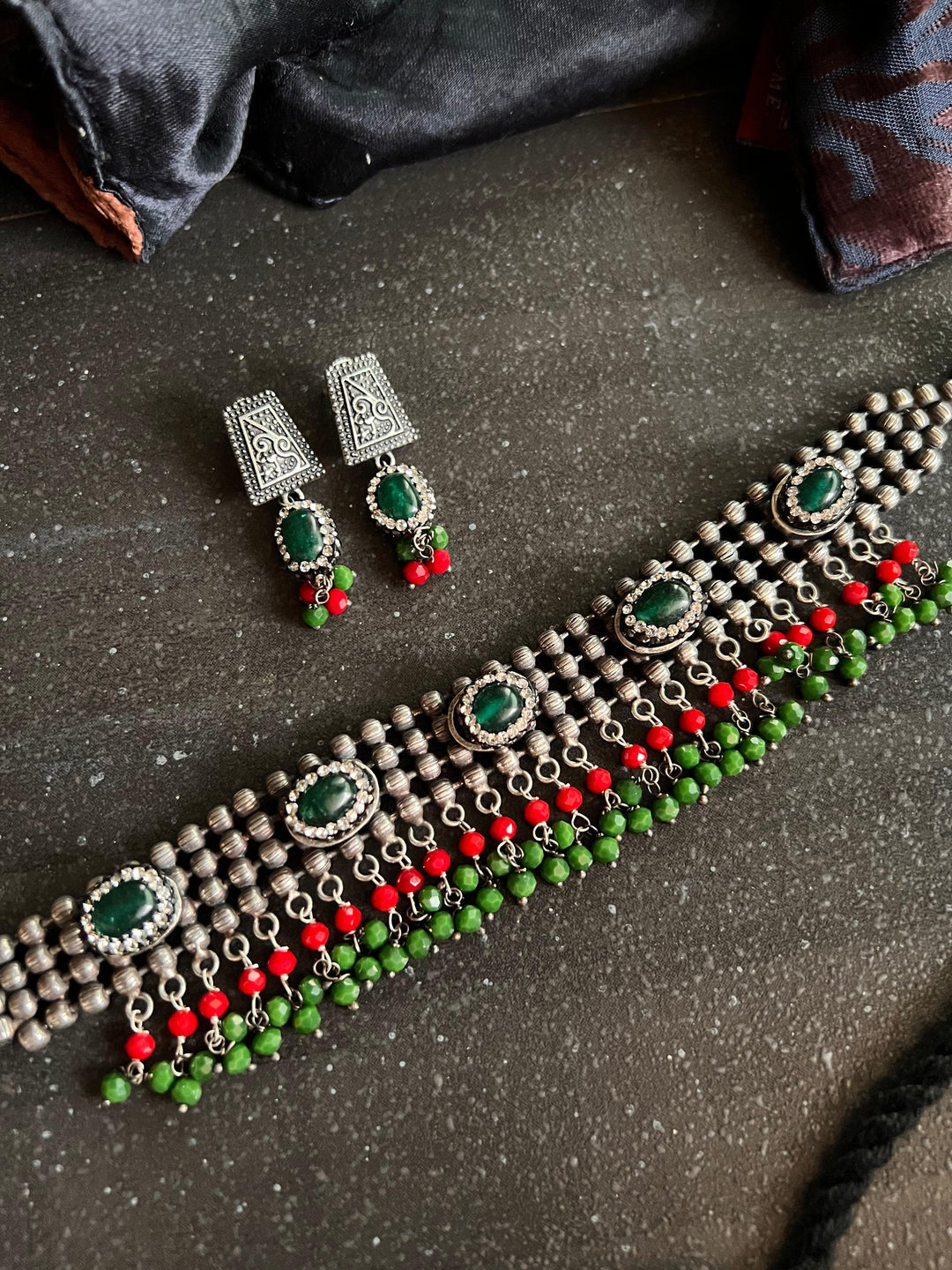 Vintage Artistic Choker with Statement Earrings - SHIVKA