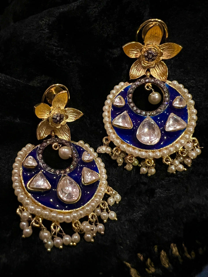 Scintillating Kundan Chandbaalis - SHIVKA