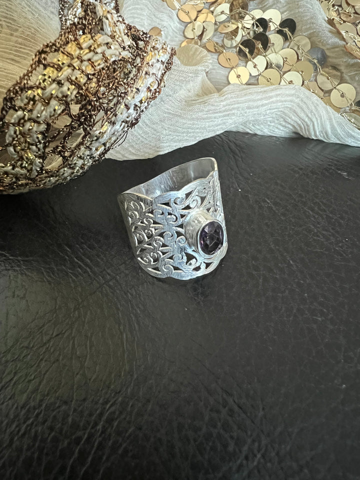 Beautiful Cut-work Quartz Ring