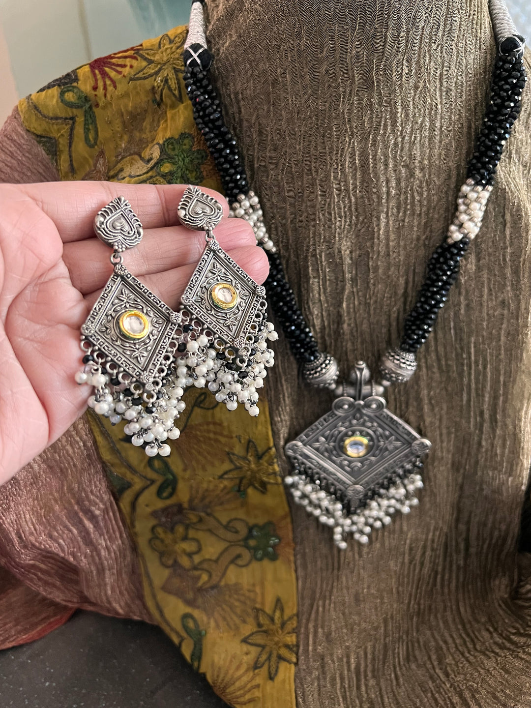 Beautiful Black and White Pendant Necklace with Statement Earrings