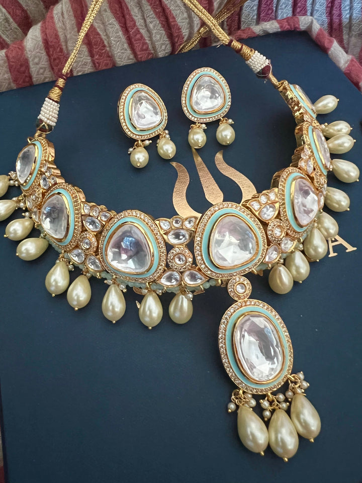 Bridal Kundan Choker with Earrings and Maangtikka