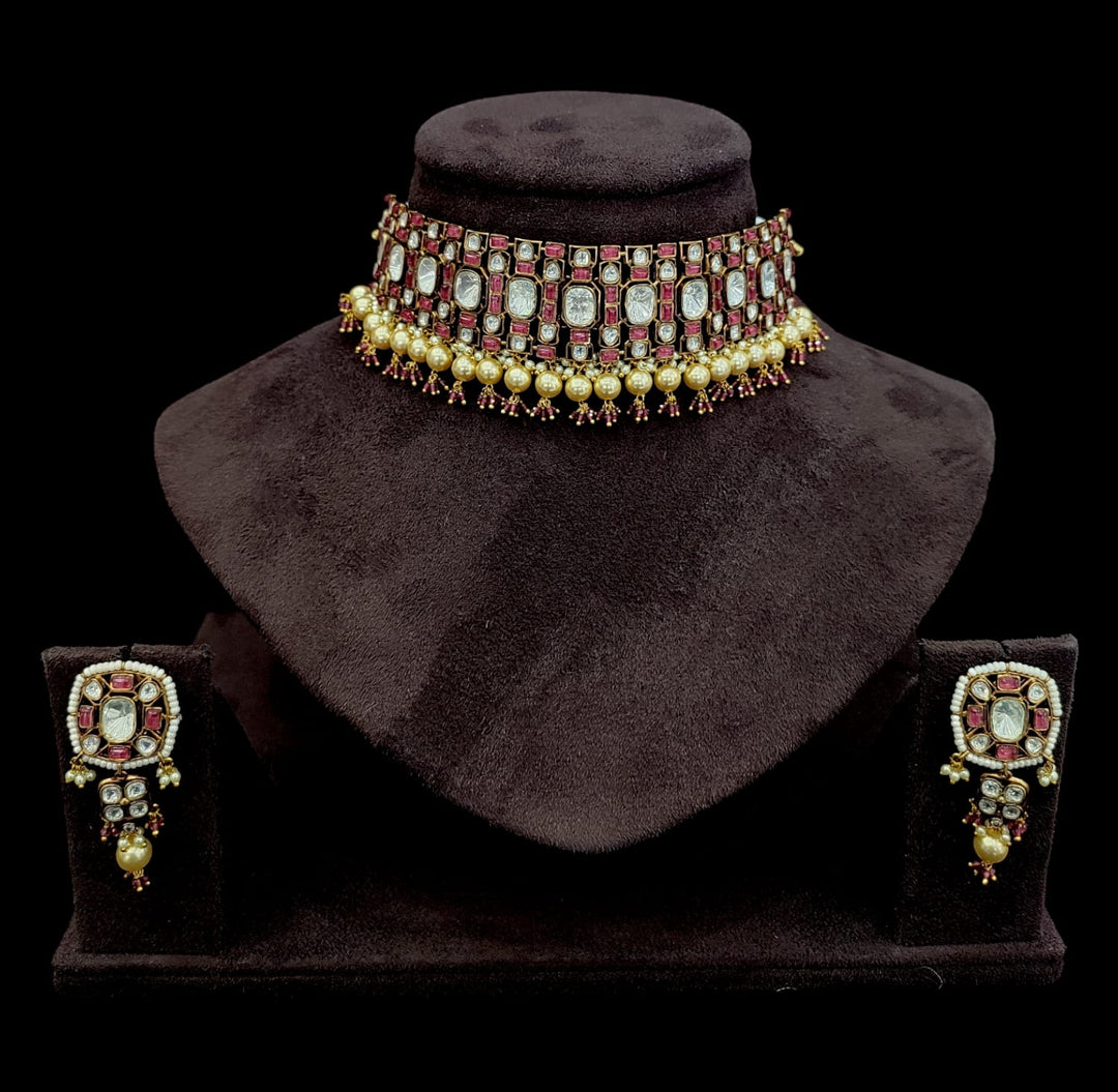 Scintillating Bridal Kundan Choker with Earrings