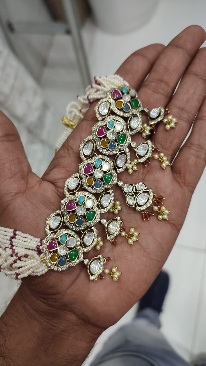 Pearls Choker with Statement Earrings