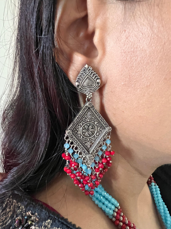 Beautiful Blue and Red Pendant Necklace with Statement Earrings
