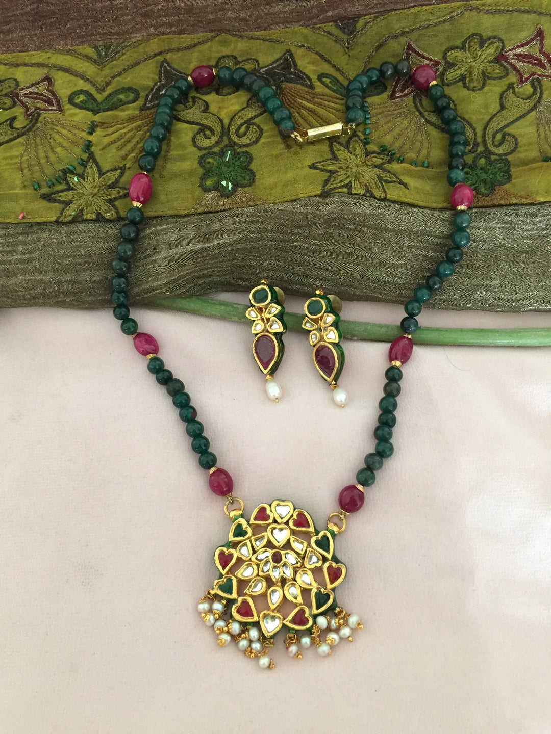 Vintage Kundan Necklace with Statement Earrings
