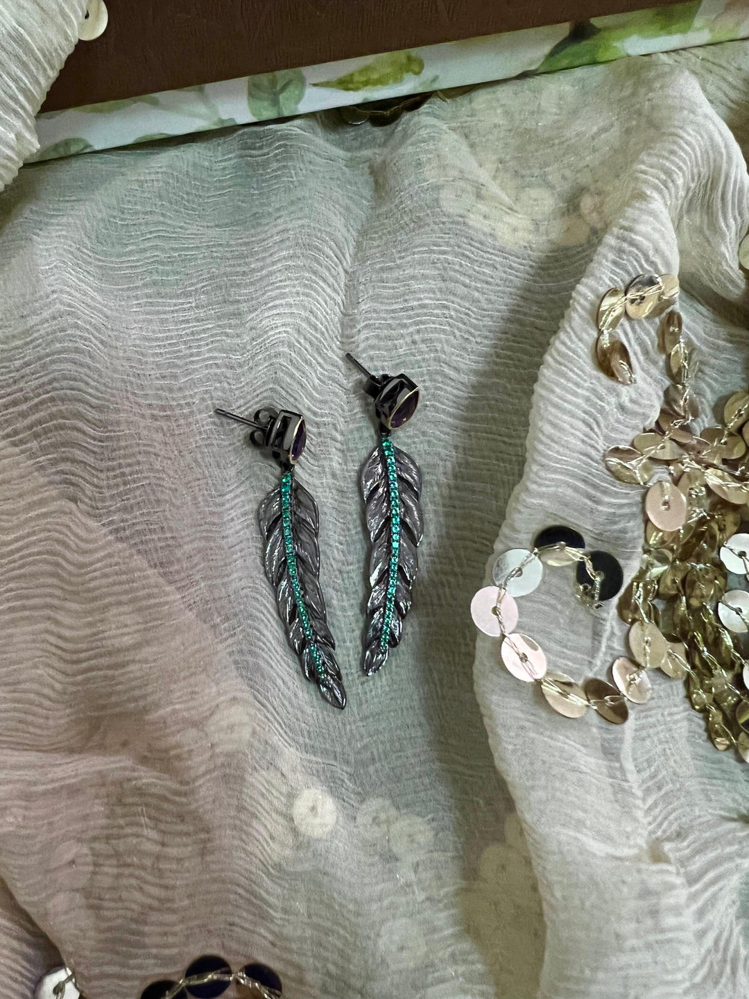 Minimalist 925 Silver Amethyst Leaf Earrings - SHIVKA