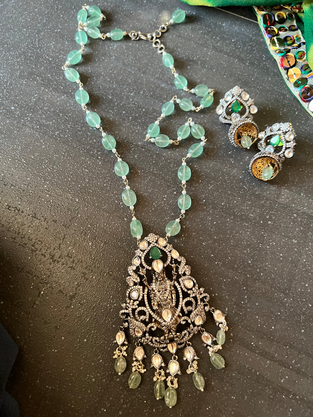 Victorian Pendant Necklace with Jhumka Earrings