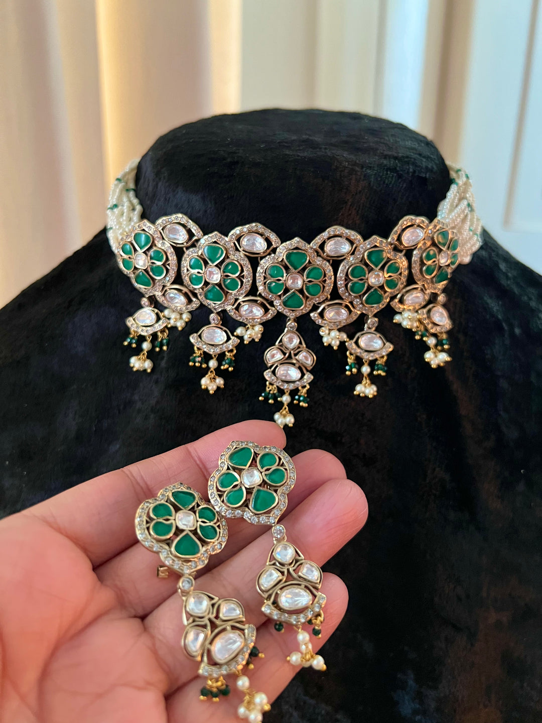 Pearls Choker with Statement Earrings