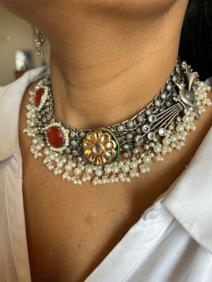 Vintage Artistic Necklace with Earrings