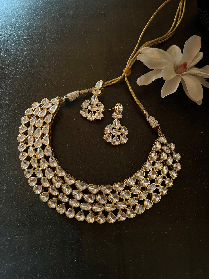 Statement Kundan Choker Necklace with Earrings
