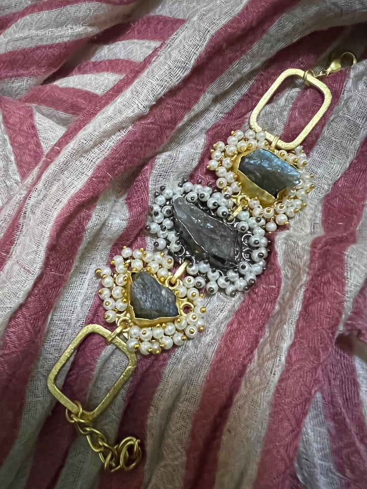 Pearls Cluster Bracelet (4 Styles)