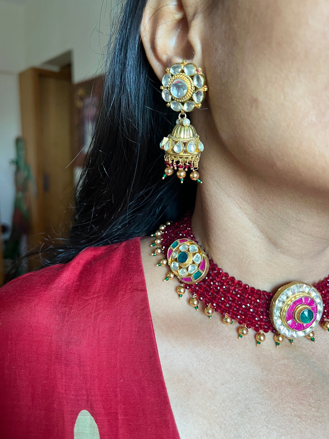 Maroon Chatai Choker with Earrings