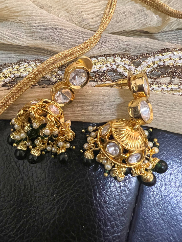 Elegant Kundan Choker with Jhumkas