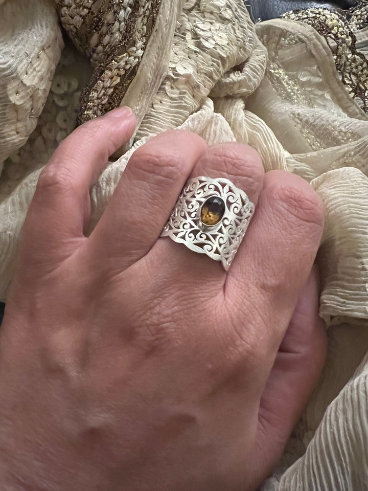 Beautiful Cut-work Quartz Ring