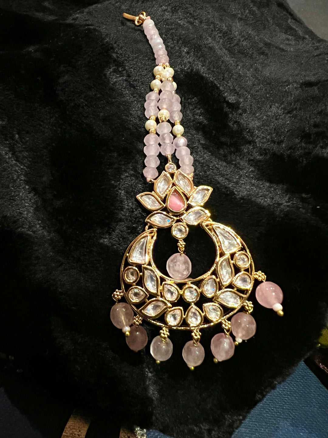 Gorgeous Pink Beads Kundan Maangtikka - SHIVKA
