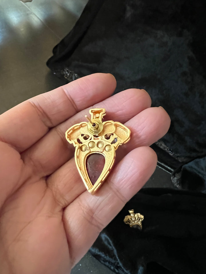 Statement Elephant Studs