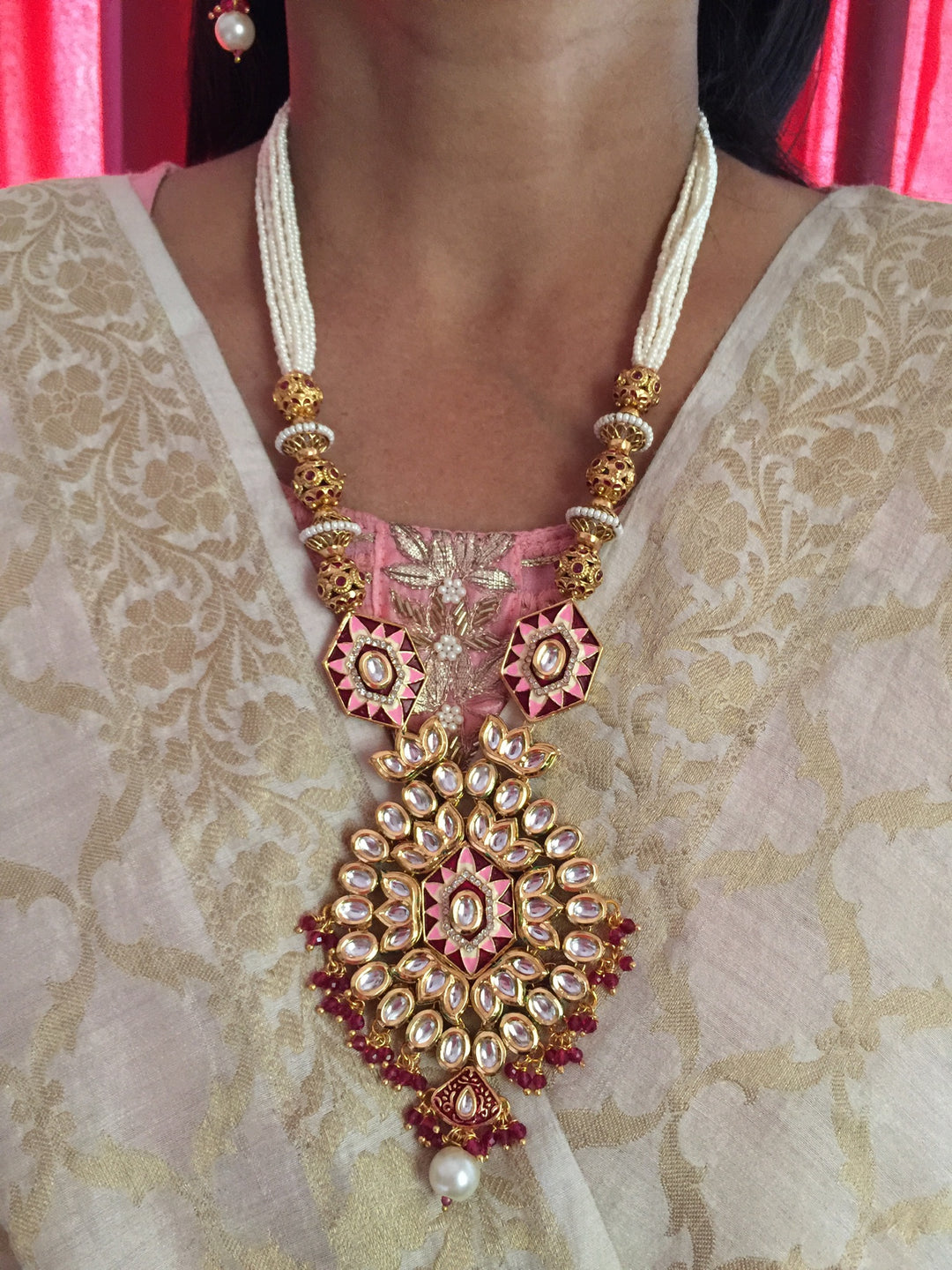 Elegant Kundan Necklace Set - Dazzle at Weddings and Festive Affairs