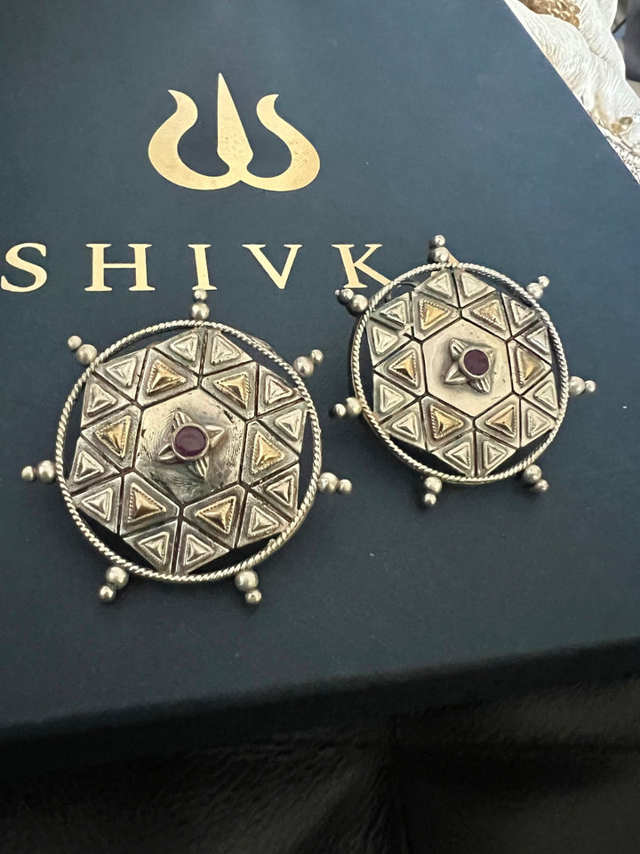 Spherical Shield Studs