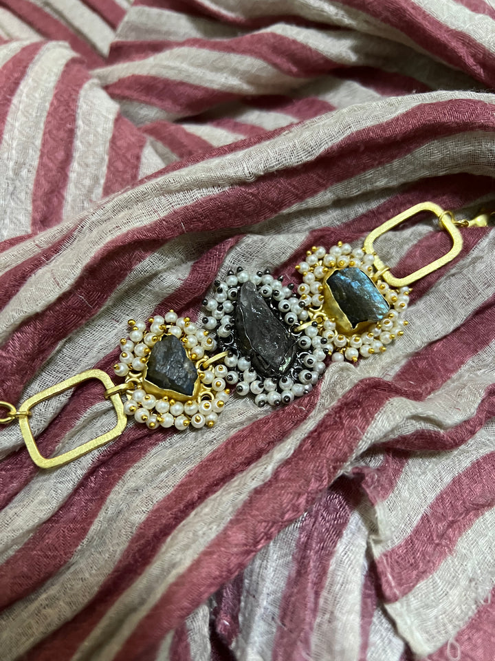 Pearls Cluster Bracelet (4 Styles)