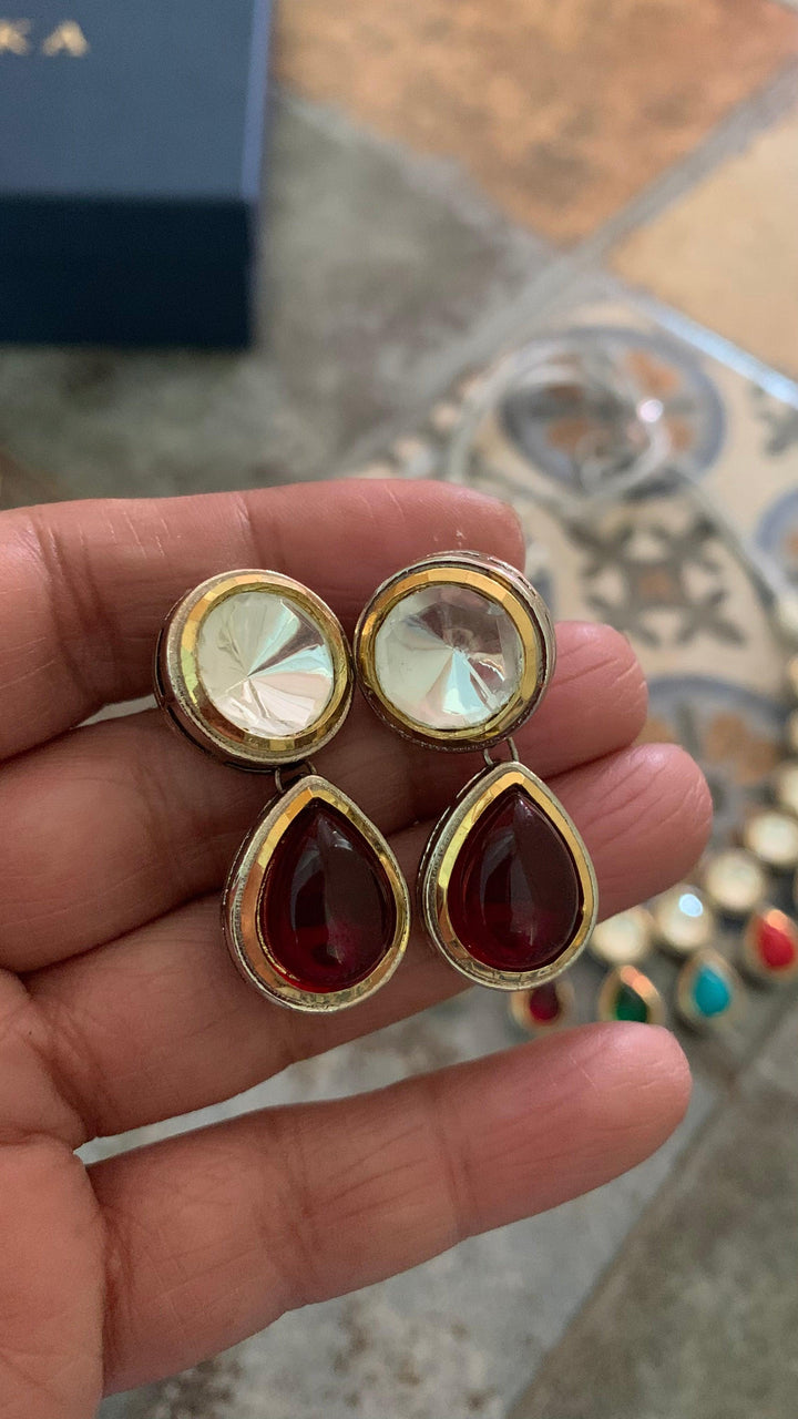 Vintage Stones Kundan Necklace with Statement Earrings - SHIVKA