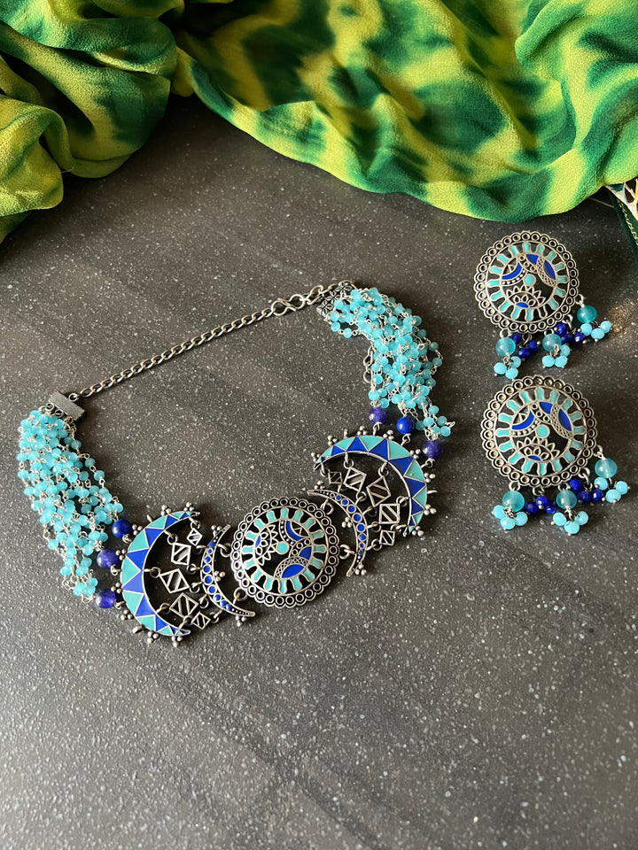 Vintage Enamelled Choker with Earrings