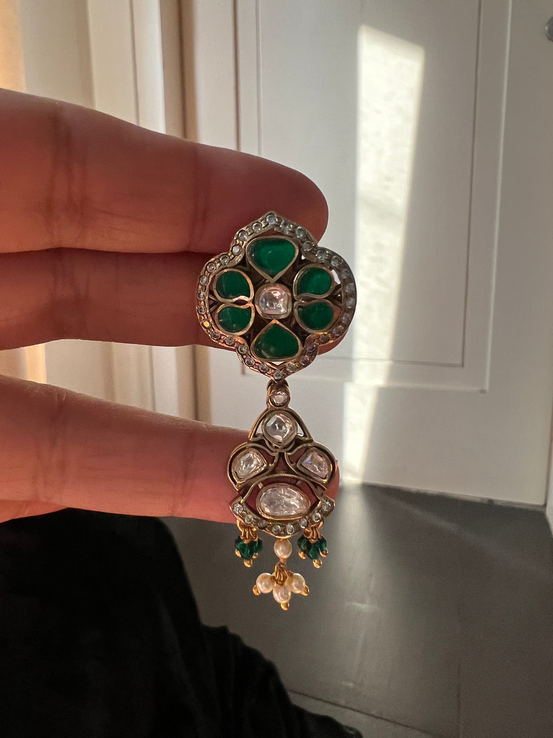 Pearls Choker with Statement Earrings