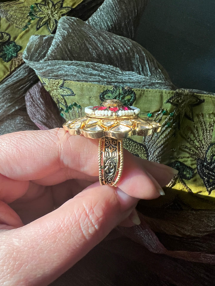 Kundan Rotating Ring