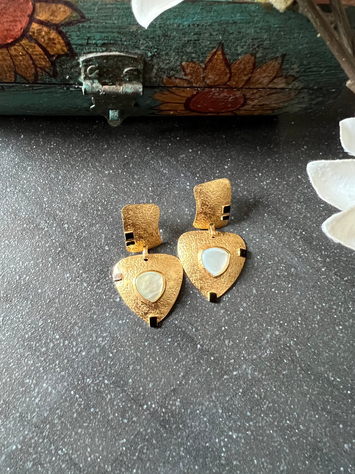 Vintage Mother of Pearl Earrings