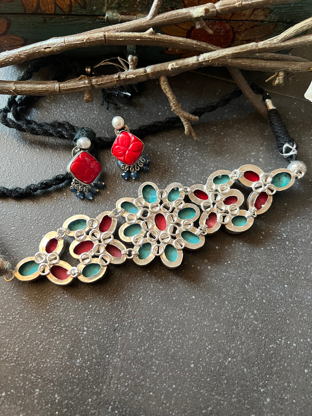 Beautiful Stone Choker with Stud Earrings