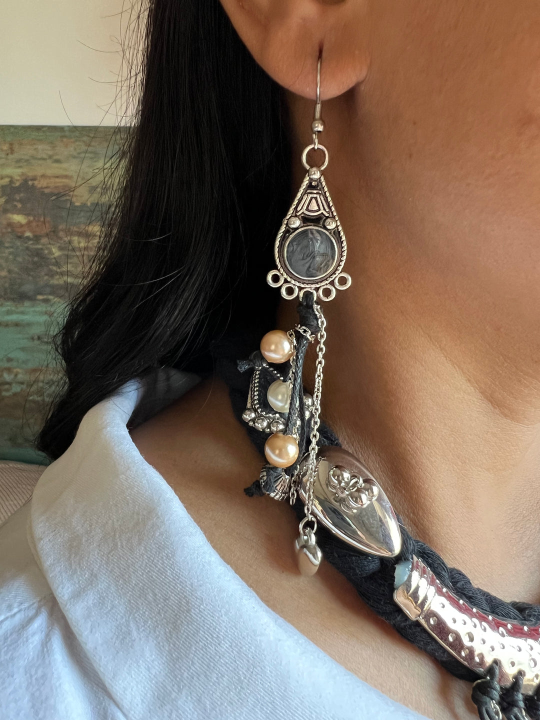 Fusion Hasli Necklace with Earrings