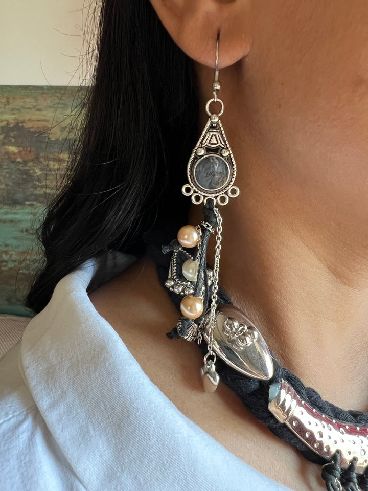 Fusion Hasli Necklace with Earrings